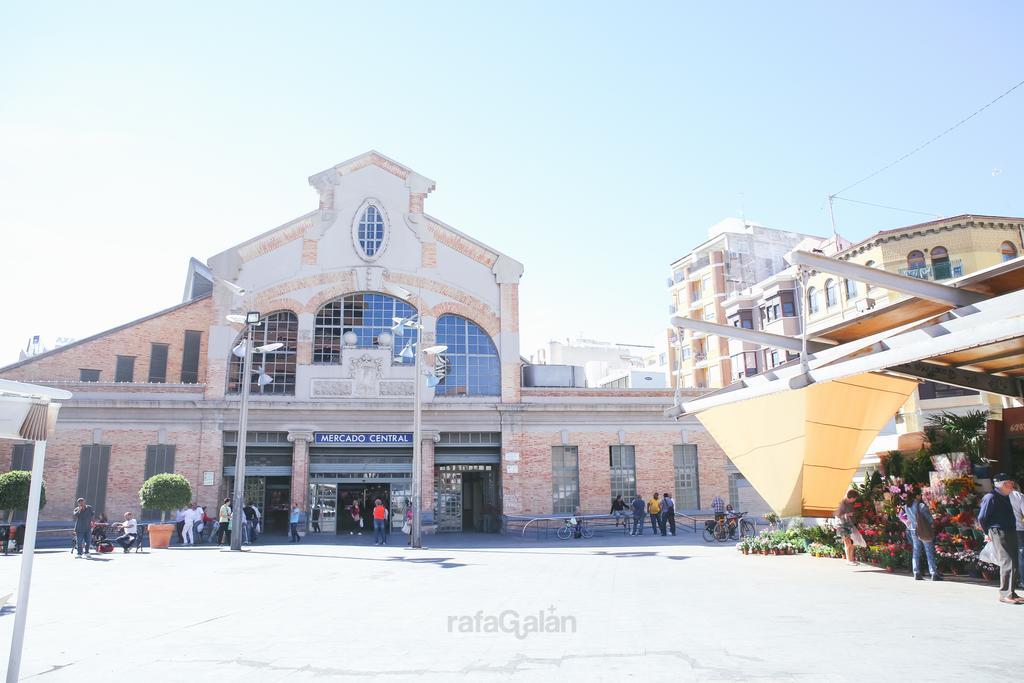 The Lucky Flats - Artilleros Alicante Luaran gambar